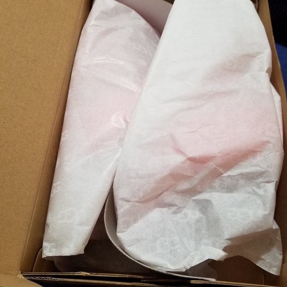 Slippers - Picture 4 of 7